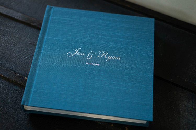 Silk photo album. The best photo albums Australia has to offer.